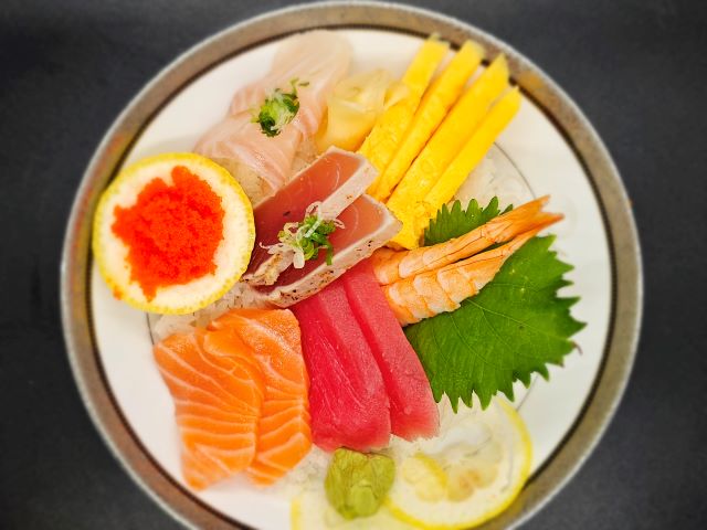 chirashi_bowl.jpg
