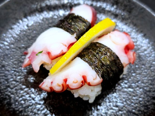 octopus_nigiri.jpg